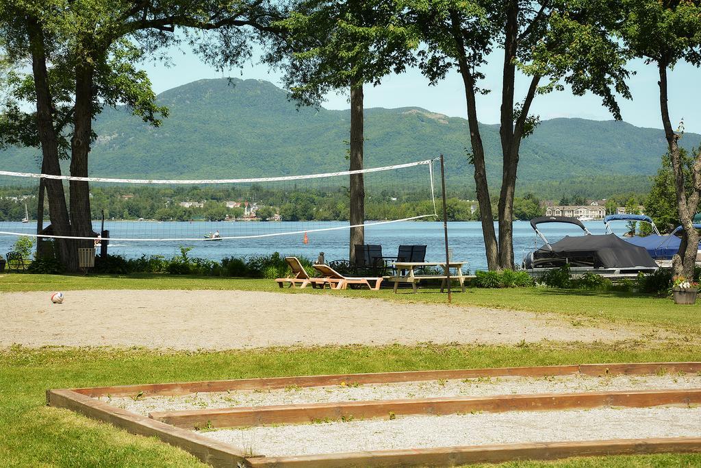 Condos Memphremagog Екстериор снимка